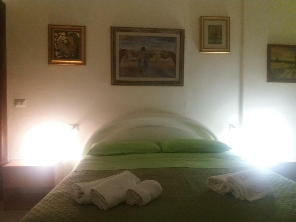 B&B Villa Pegaso Фонтане Бианче Екстериор снимка